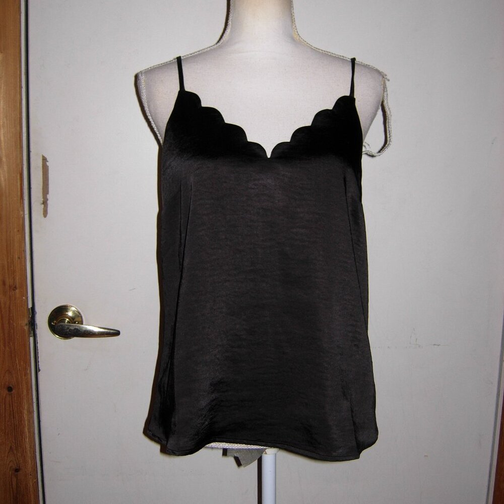 Skies Are Blue Scalloped Neck Satin Camisole S